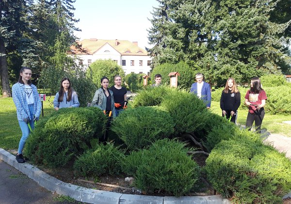 Jesienna pielęgnacja roślin w TECHNIKUM ARCHITEKTURY KRAJOBRAZU